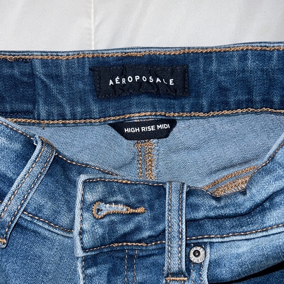 Aeropostale high rise midi jean shorts - Picture 2 of 4